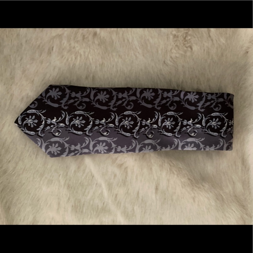 Vercace Grey and Plum Silk Tie